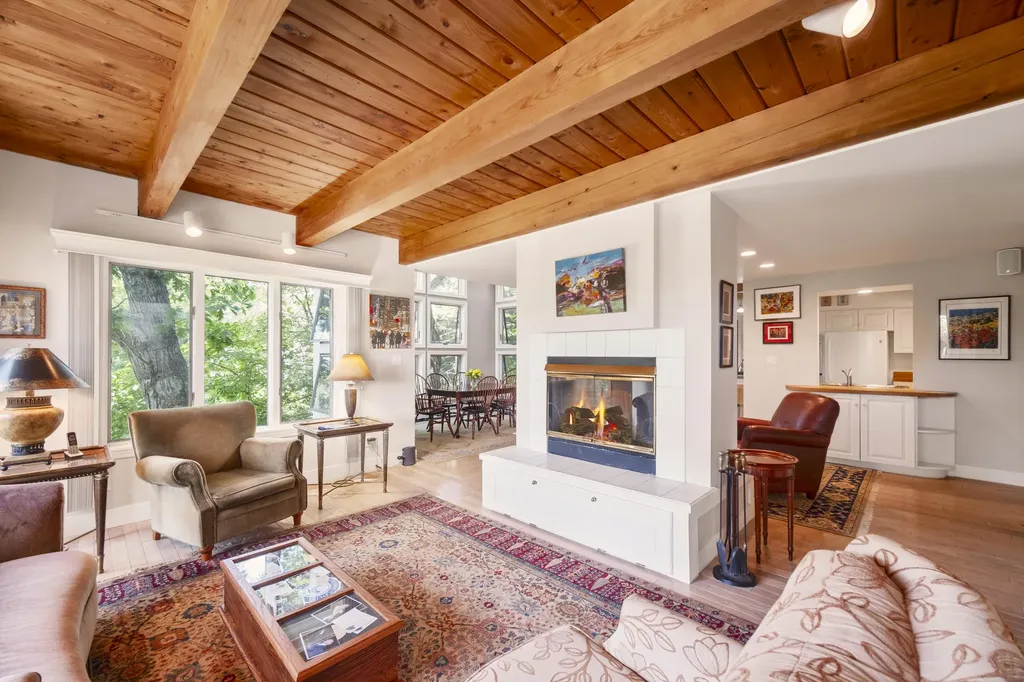 23 Acadia Drive Rockland ME 04841