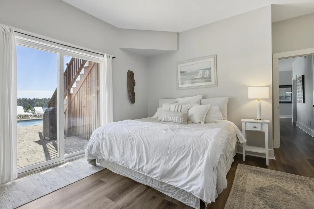 31 Headland Road Harpswell ME 04079