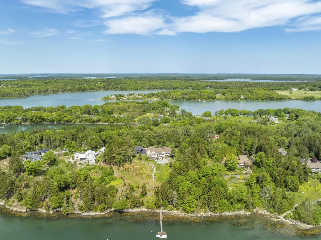31 Headland Road Harpswell ME 04079