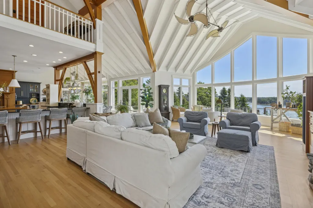 31 Headland Road Harpswell ME 04079