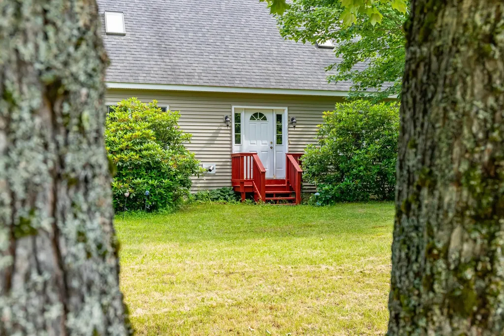 36 Tamarac Road Ellsworth ME 04605
