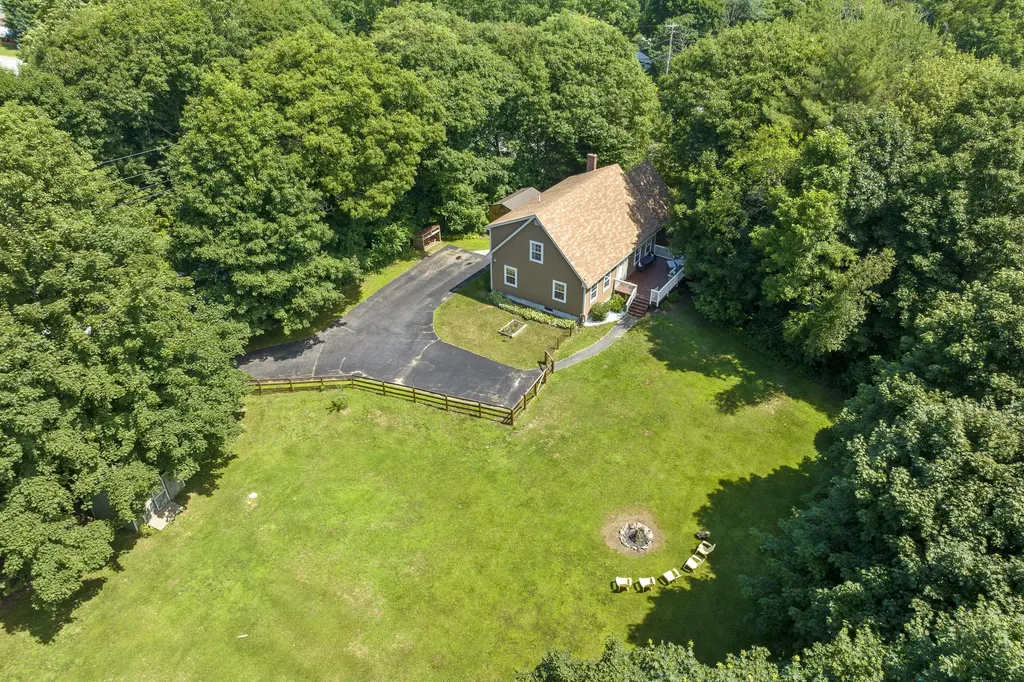 1 Fox Run Drive Brunswick ME 04011