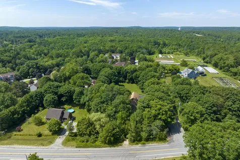 1 Fox Run Drive Brunswick ME 04011