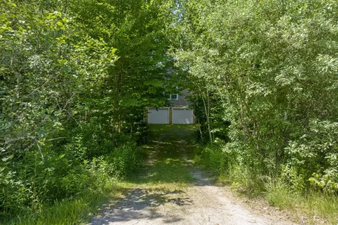 1 Fox Run Drive Brunswick ME 04011