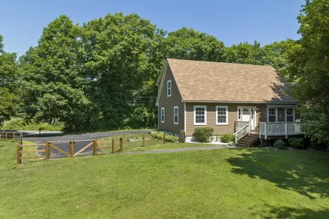 1 Fox Run Drive Brunswick ME 04011