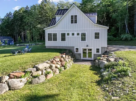 48 Old Stone Road Lincolnville ME 04849