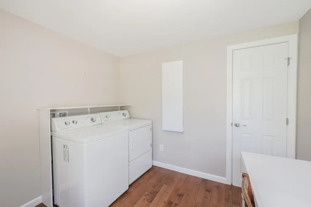 15 Oak Street Kennebunkport ME 04046
