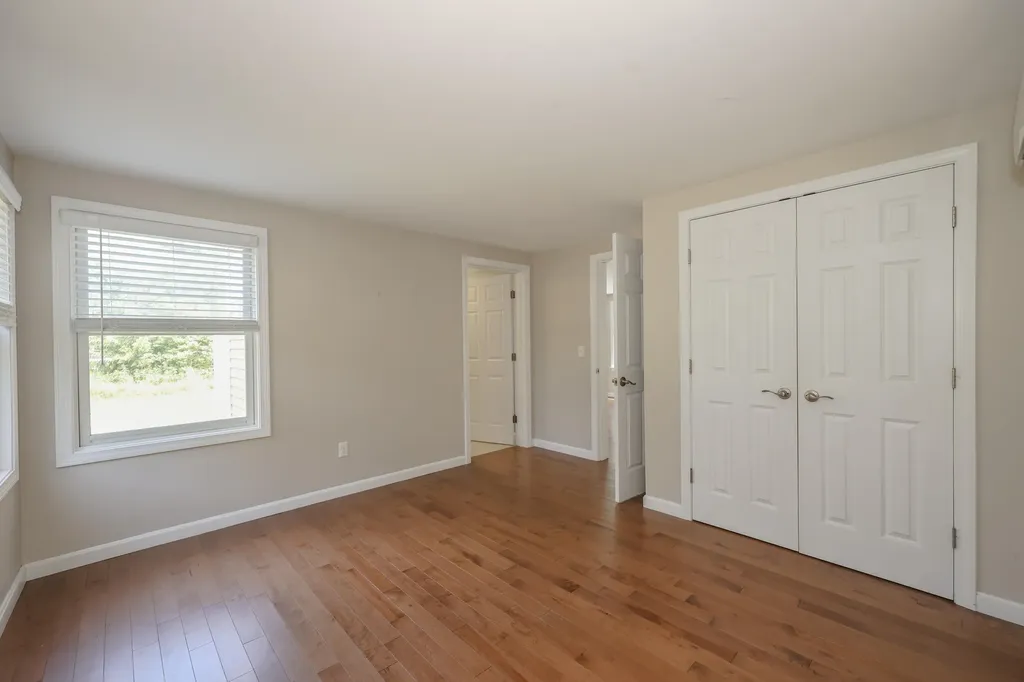 15 Oak Street Kennebunkport ME 04046