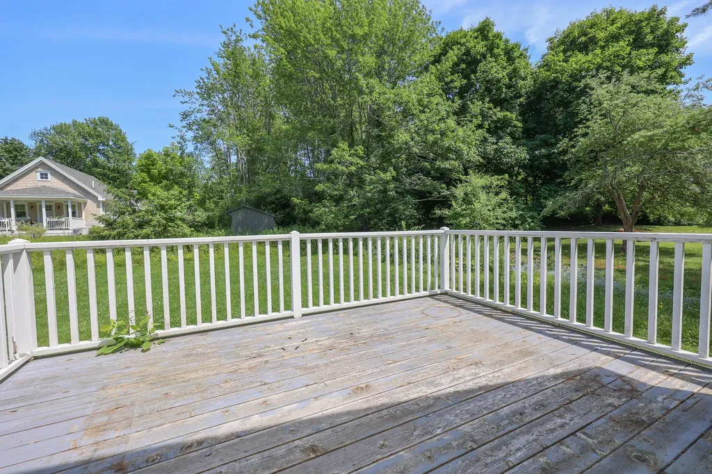 15 Oak Street Kennebunkport ME 04046
