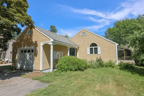 15 Oak Street Kennebunkport ME 04046