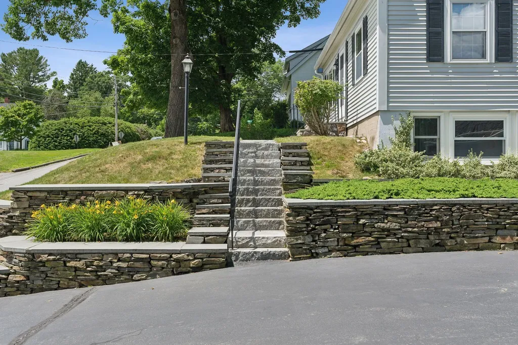 71 Central Street Hallowell ME 04347