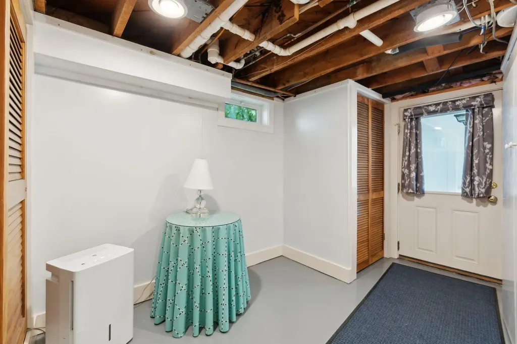 71 Central Street Hallowell ME 04347