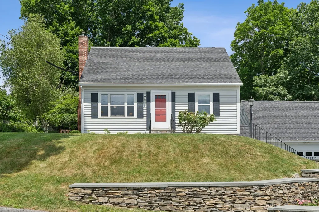 71 Central Street Hallowell ME 04347