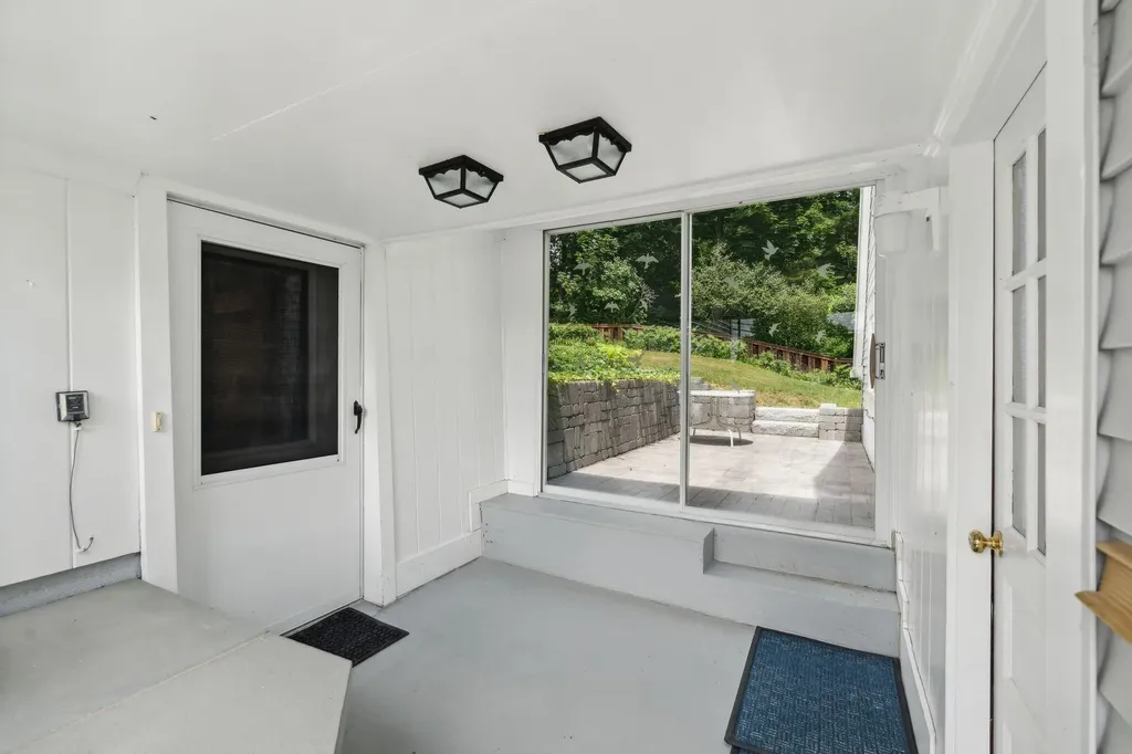 71 Central Street Hallowell ME 04347