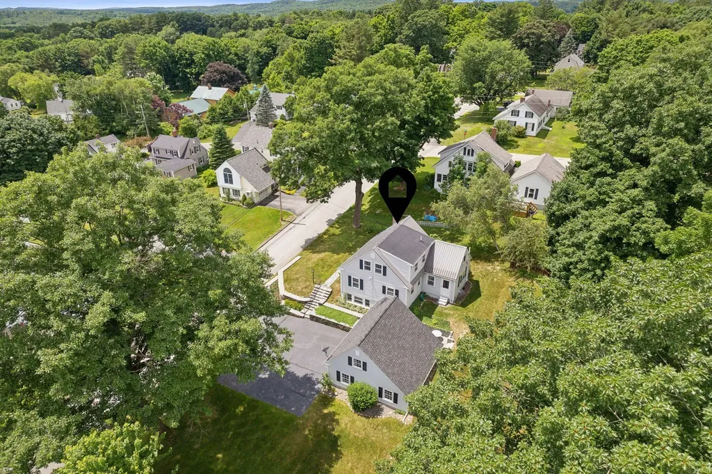 71 Central Street Hallowell ME 04347