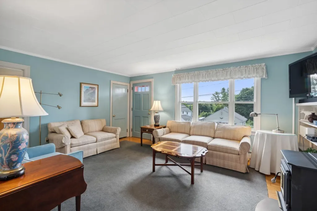 71 Central Street Hallowell ME 04347
