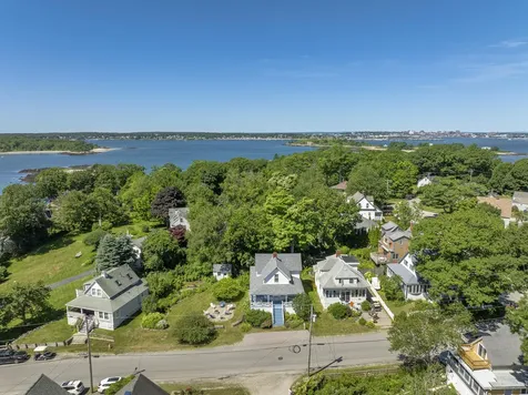 26 Whitehead Street Portland ME 04108