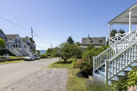 26 Whitehead Street Portland ME 04108