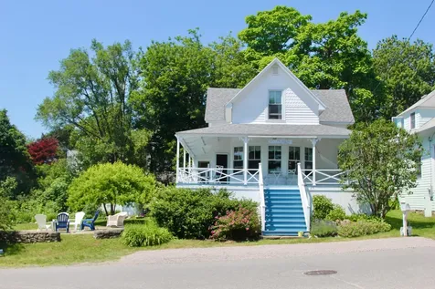 26 Whitehead Street Portland ME 04108