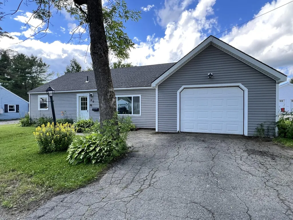 20 Sherman Avenue Bangor ME 04401