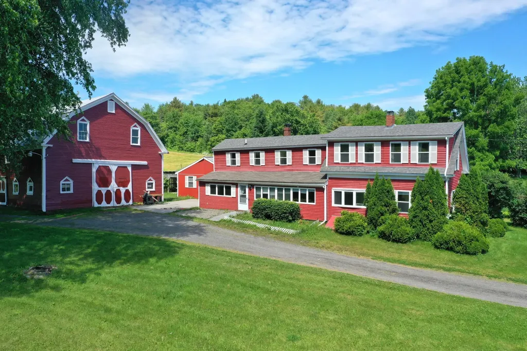 266 Lebanon Road Winterport ME 04496