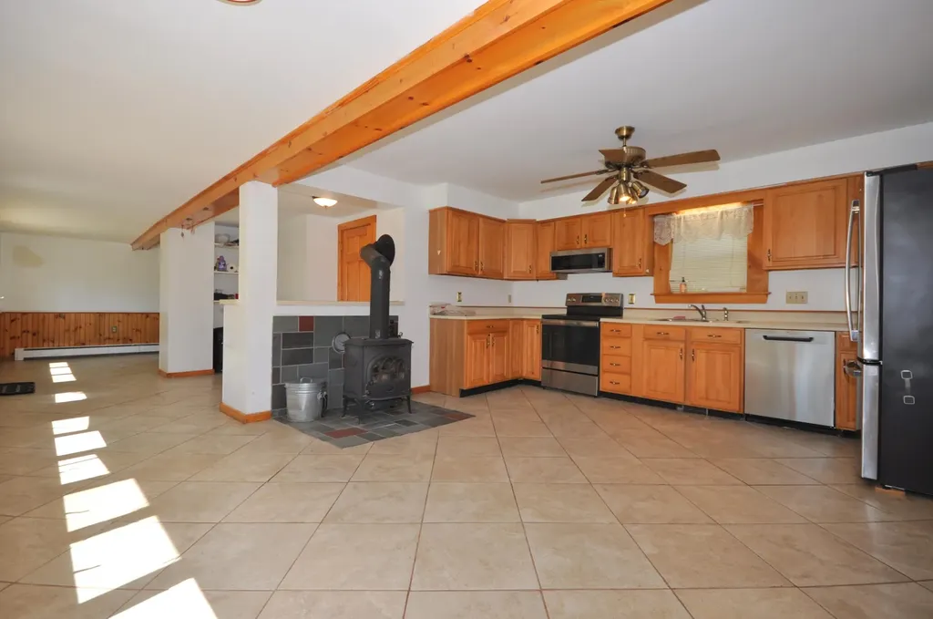 266 Lebanon Road Winterport ME 04496