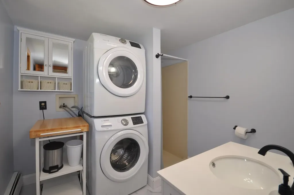 266 Lebanon Road Winterport ME 04496