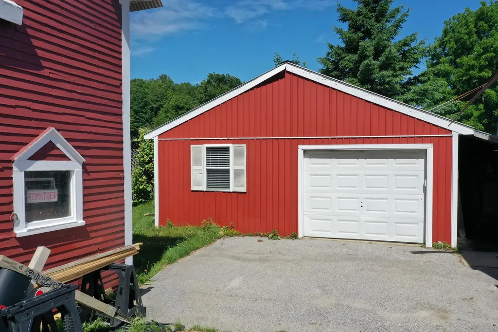 266 Lebanon Road Winterport ME 04496