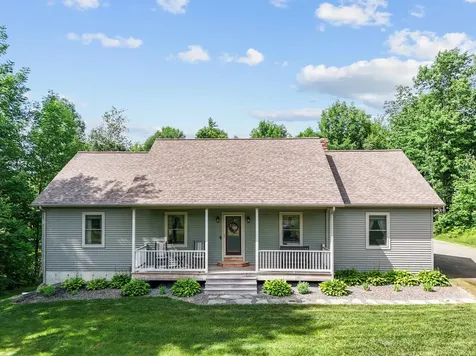 33 Rowe Lane Oakland ME 04963