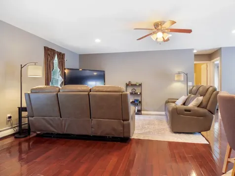 33 Rowe Lane Oakland ME 04963