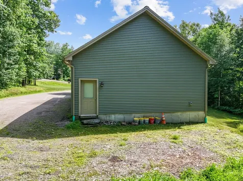33 Rowe Lane Oakland ME 04963