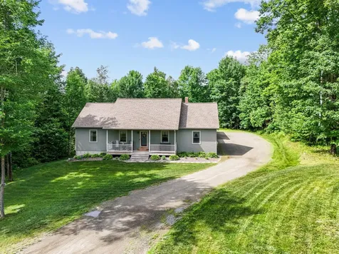 33 Rowe Lane Oakland ME 04963