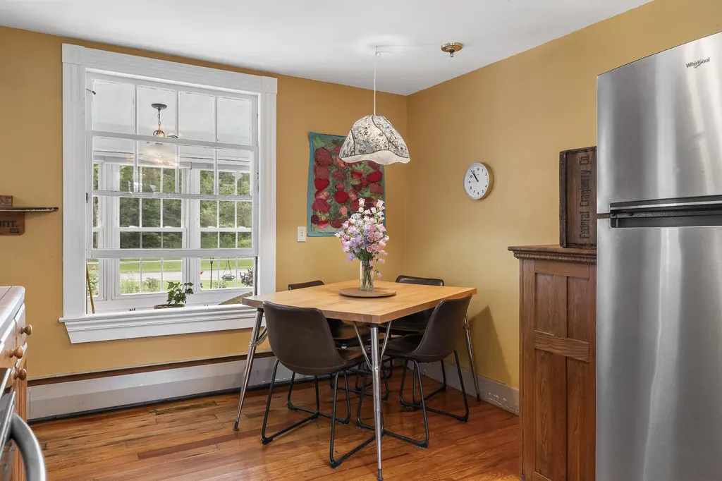 29 Merryman Lane Brunswick ME 04011