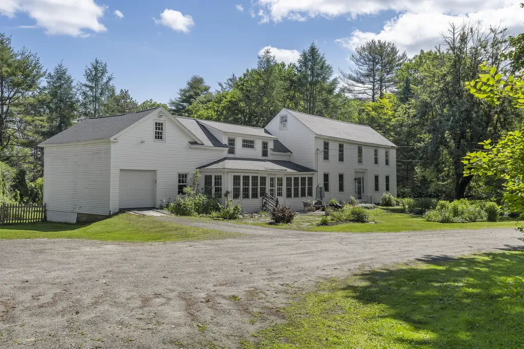 29 Merryman Lane Brunswick ME 04011