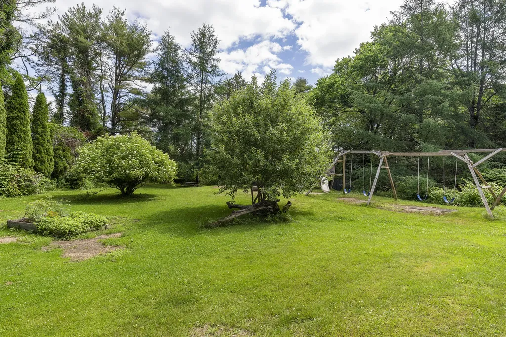 29 Merryman Lane Brunswick ME 04011