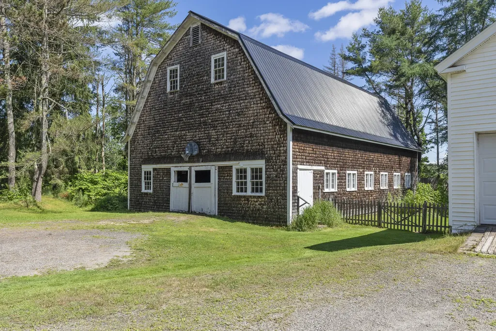 29 Merryman Lane Brunswick ME 04011