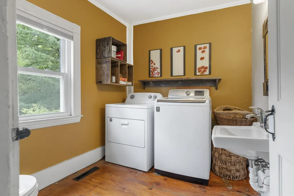 29 Merryman Lane Brunswick ME 04011