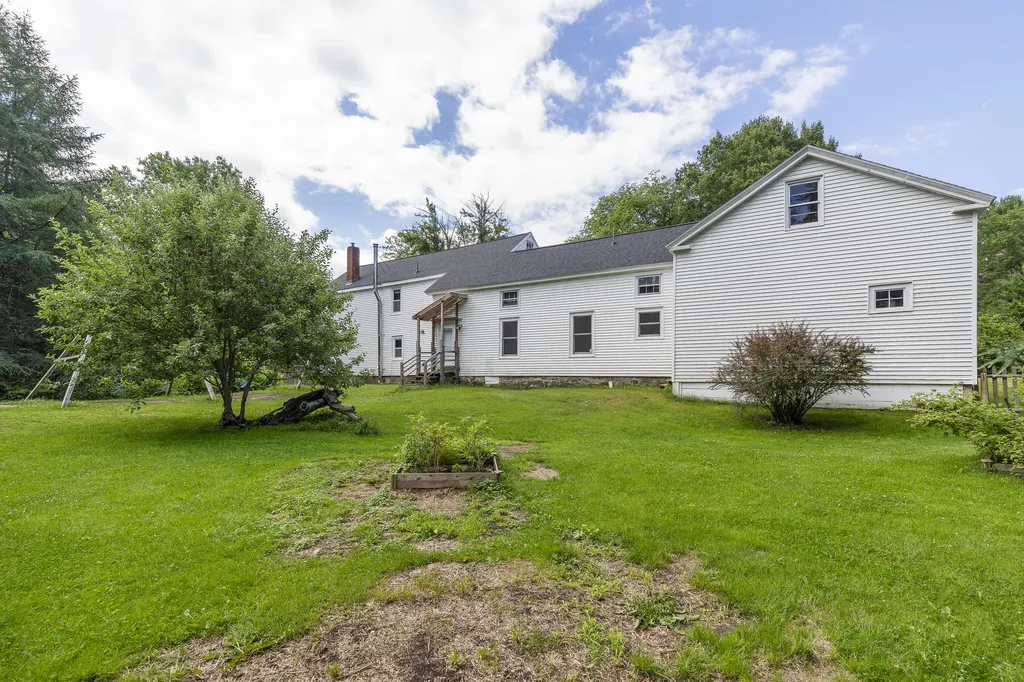 29 Merryman Lane Brunswick ME 04011