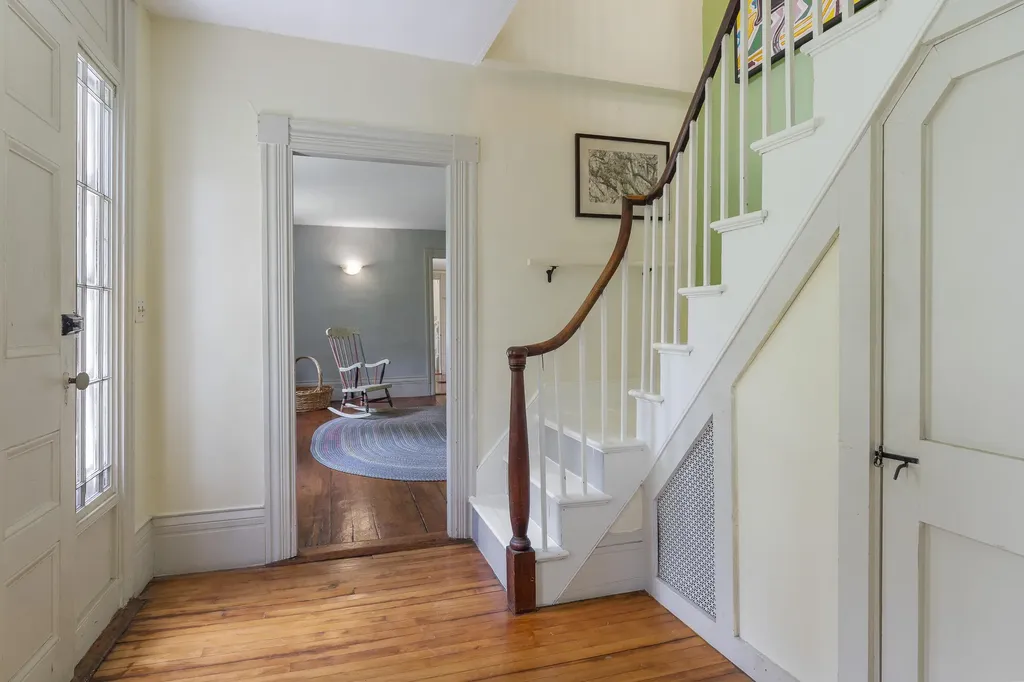 29 Merryman Lane Brunswick ME 04011