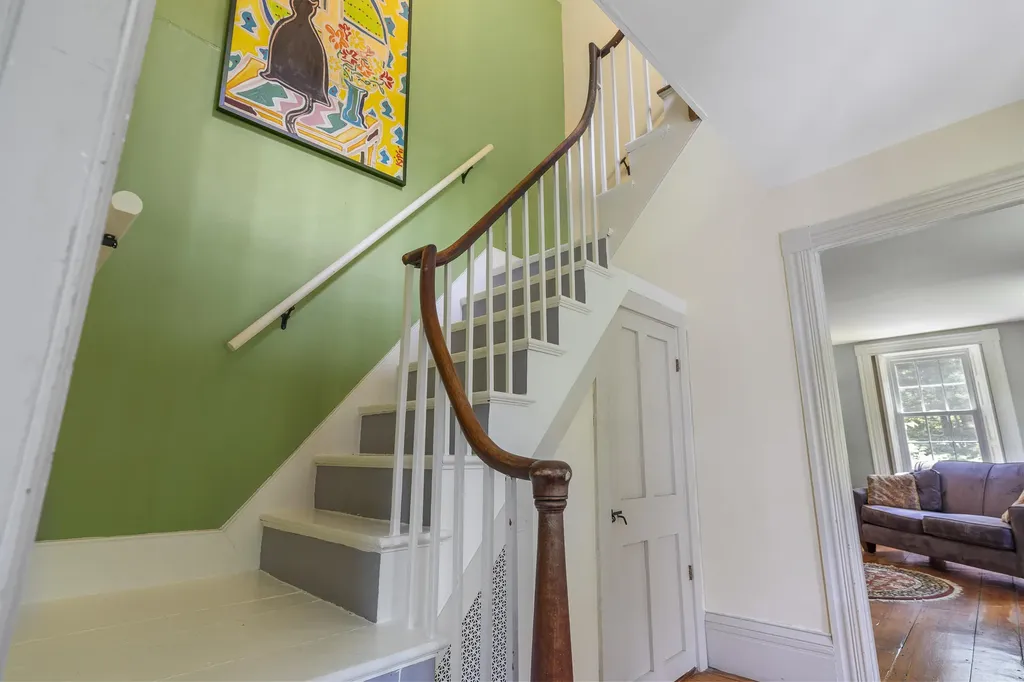 29 Merryman Lane Brunswick ME 04011