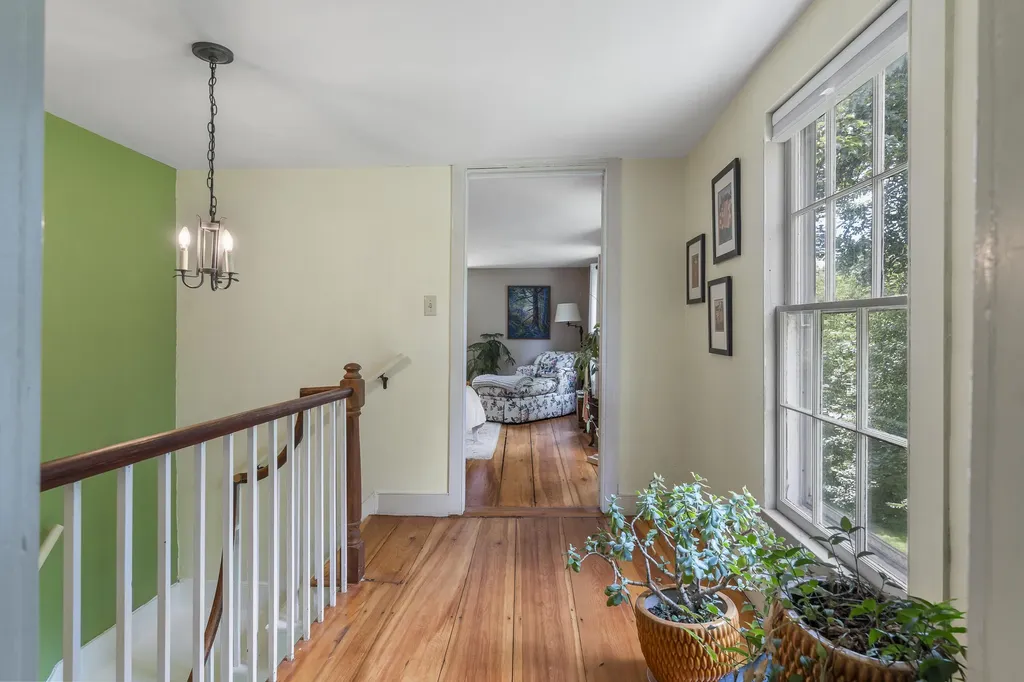 29 Merryman Lane Brunswick ME 04011