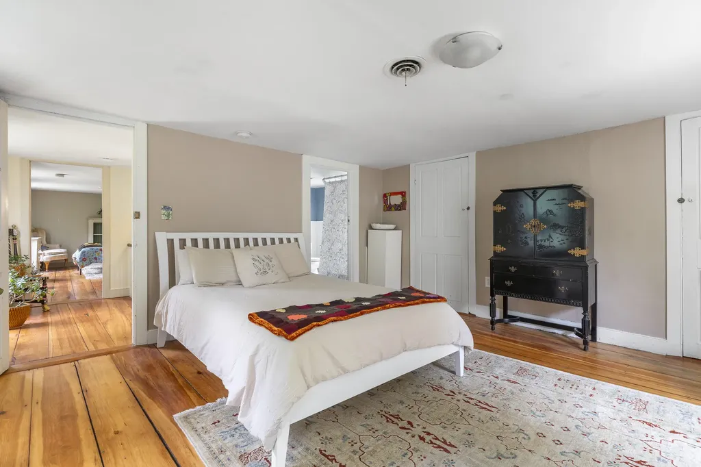 29 Merryman Lane Brunswick ME 04011