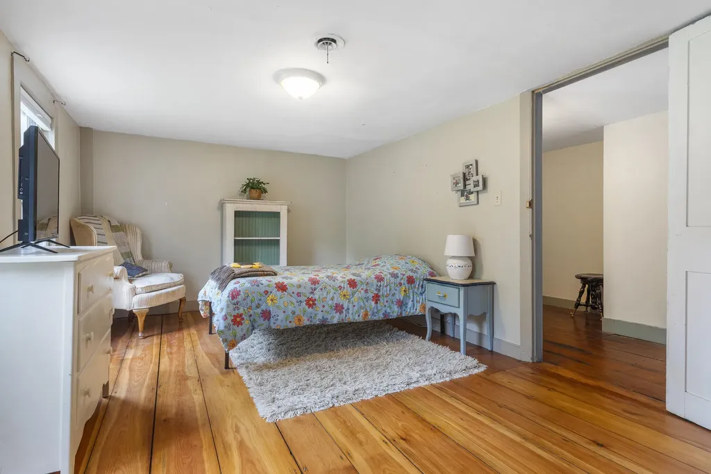29 Merryman Lane Brunswick ME 04011