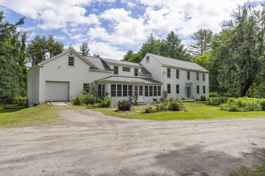 29 Merryman Lane Brunswick ME 04011