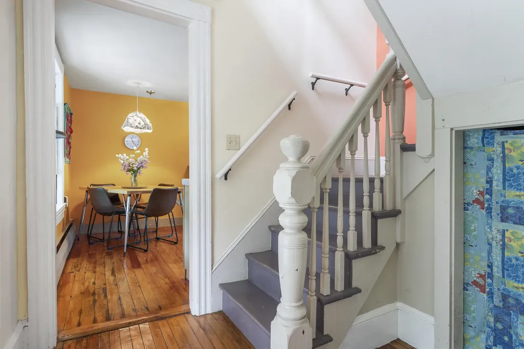 29 Merryman Lane Brunswick ME 04011