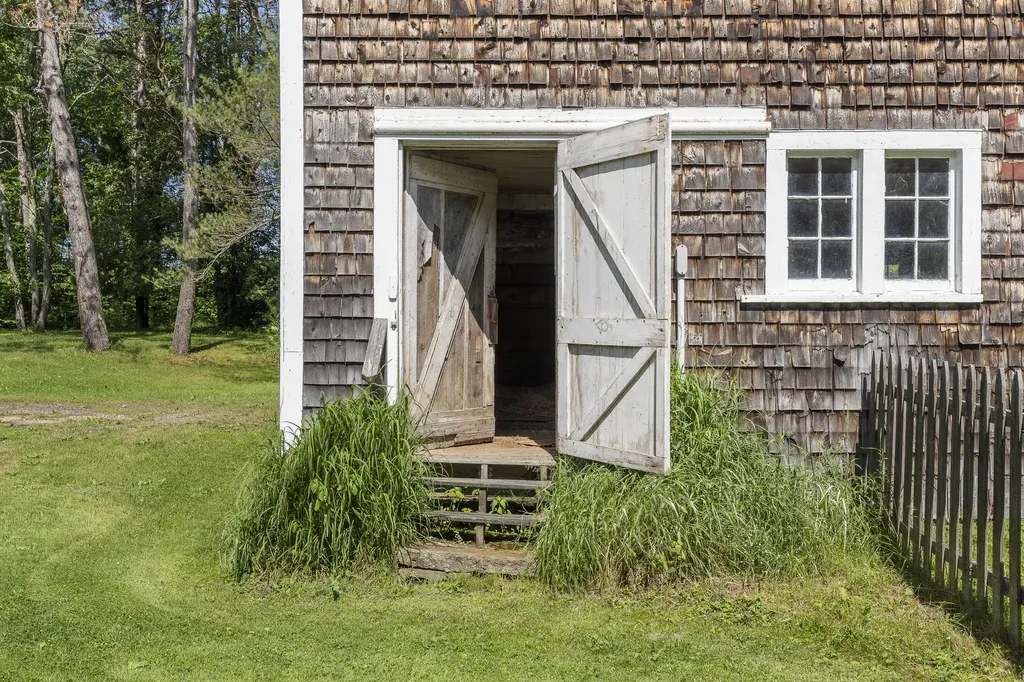29 Merryman Lane Brunswick ME 04011