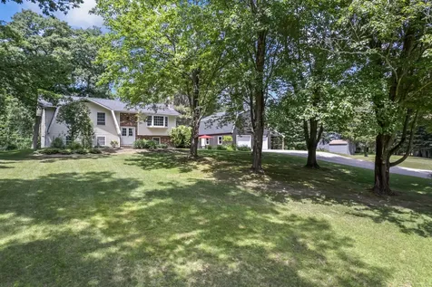 1 Lori Lane Kittery ME 03905