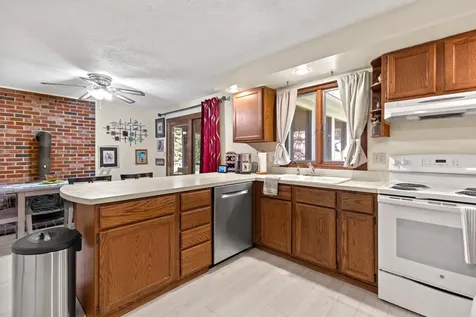 15 Cushnoc Lane Brunswick ME 04011