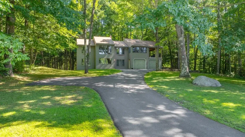 17 Skyline Drive Oakland ME 04963