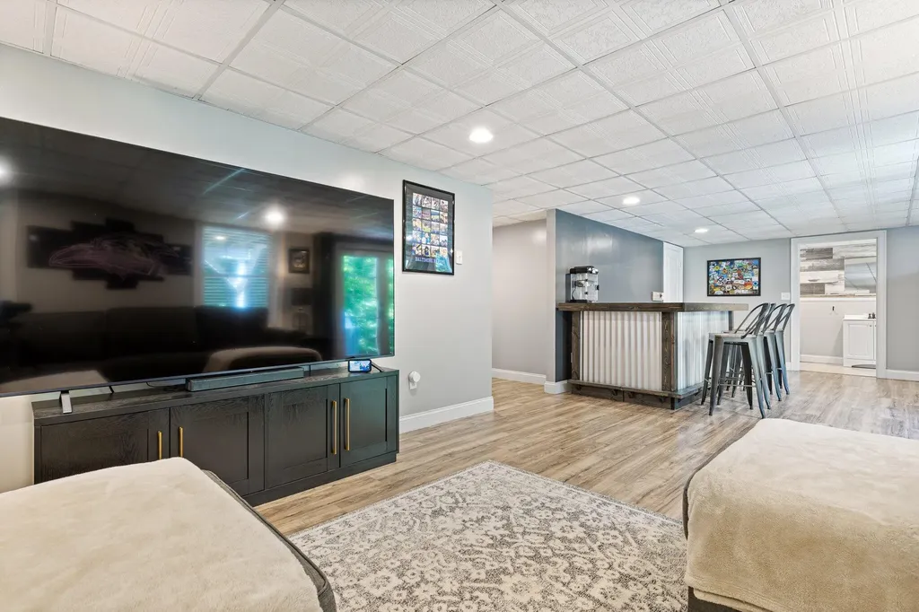 60 Waters Edge Drive Lewiston ME 04240